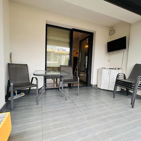 Seaside Patio Apartament *